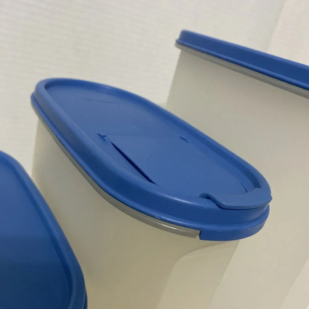 Lot of 3 pieces of Tupperware with lids Cornflower Blue 4-3/4C 7-1/4C 9-3/4C